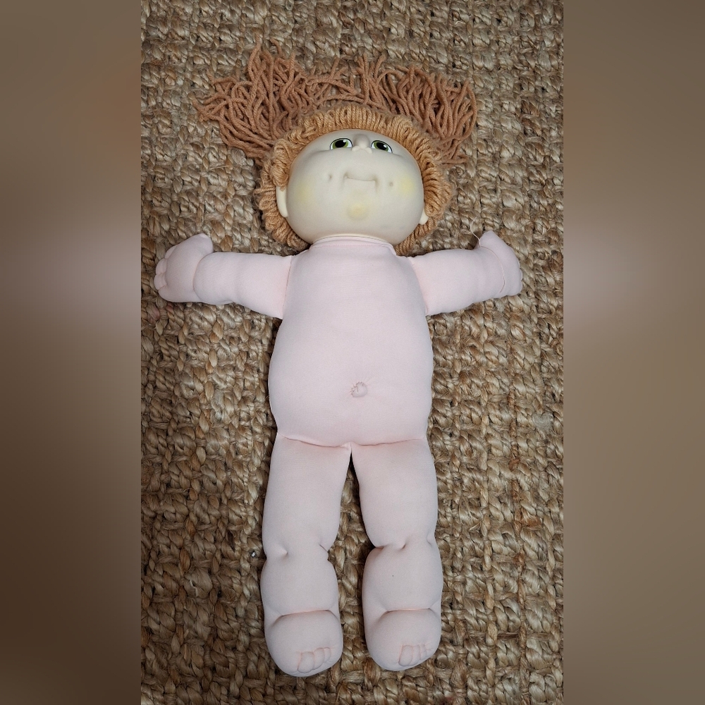 Vintage 1984 Cabbage Patch Kids Girl Doll